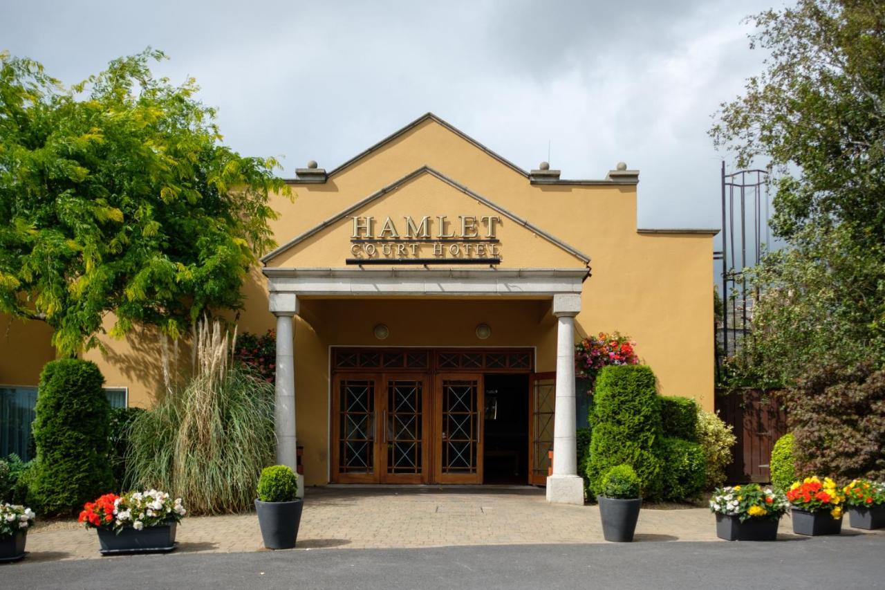 Hamlet Court Hotel Johnstown Bridge ภายนอก รูปภาพ